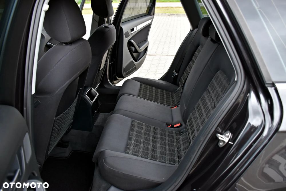 Audi A4 Avant 1.8 TFSI Ambition - 28