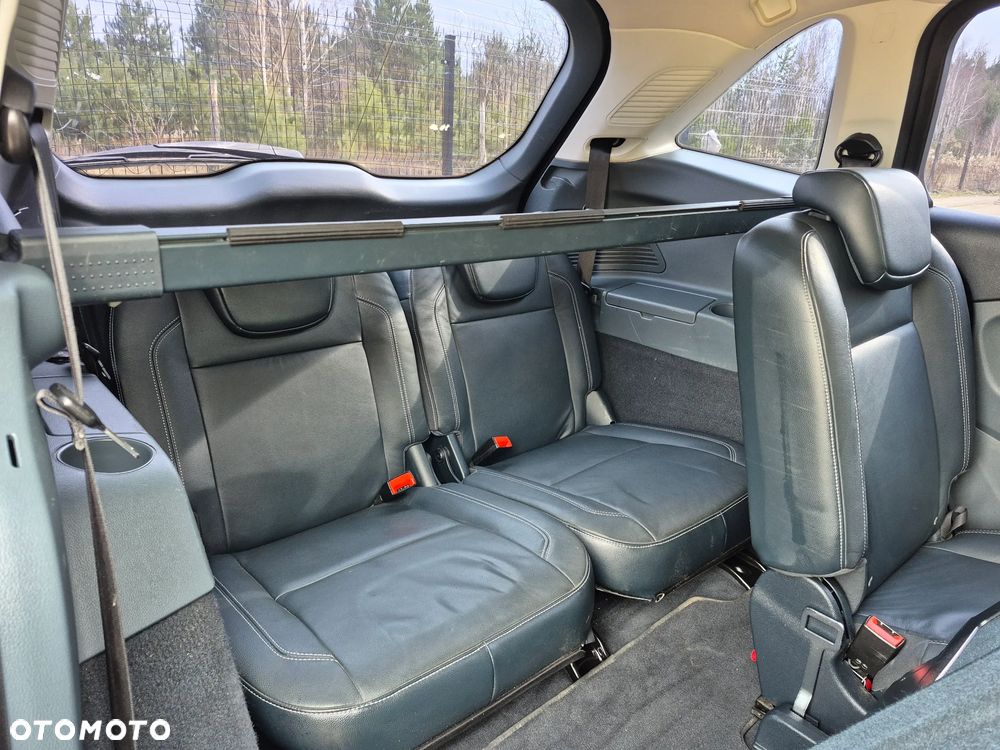 Ford C-MAX 1.6 EcoBoost Titanium - 28