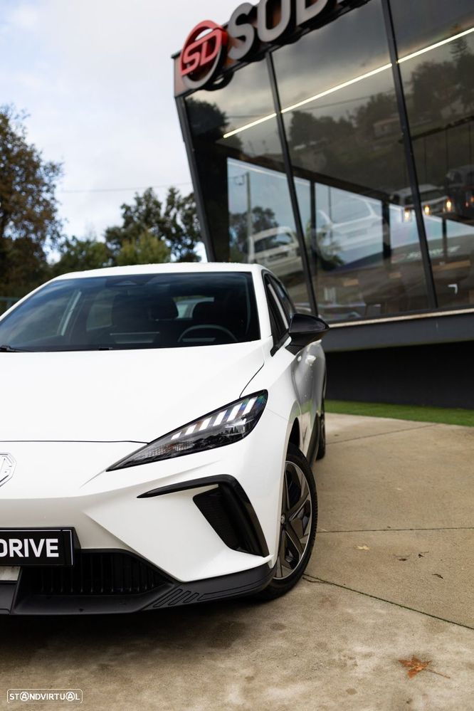 MG MG4 51 kWh Standard - 26