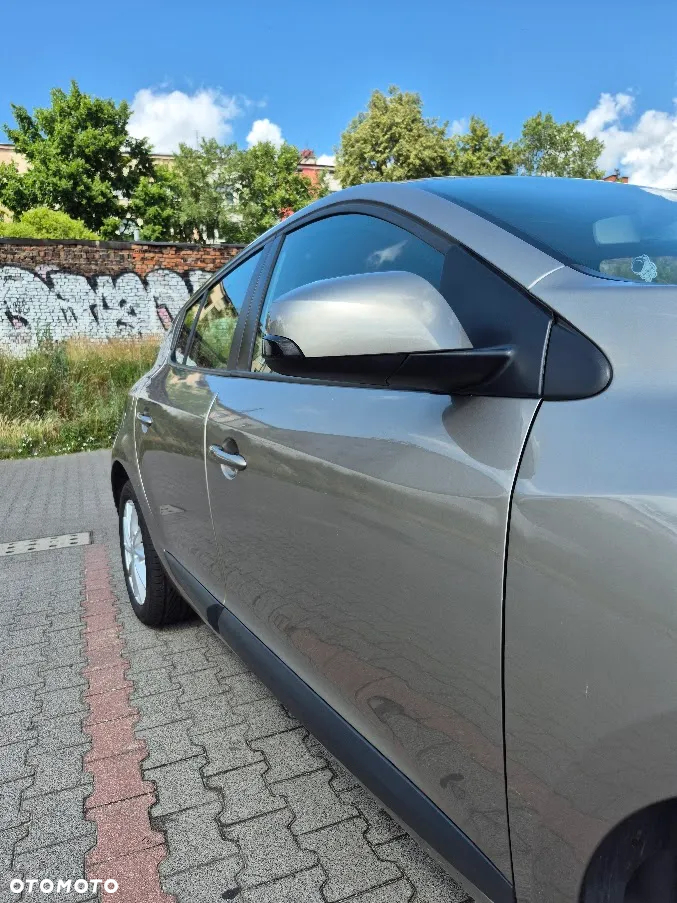 Renault Megane 1.6 16V Dynamique Euro5 - 18