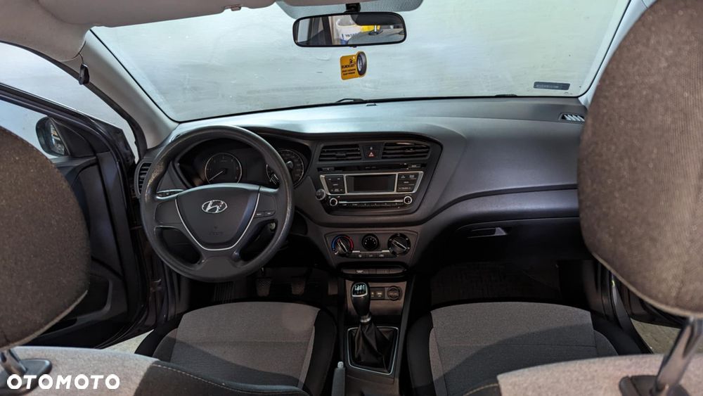 Hyundai i20 1.1 CRDi BlueDrive Comfort - 8
