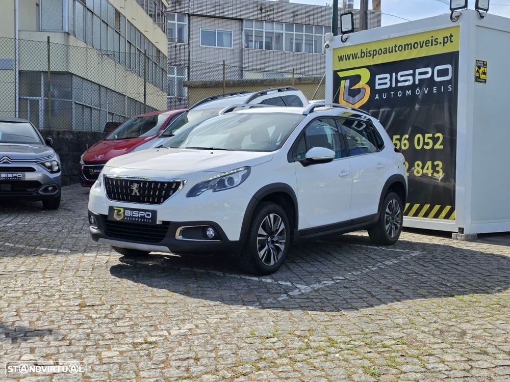 Peugeot 2008 1.2 PureTech Allure EAT6 - 3