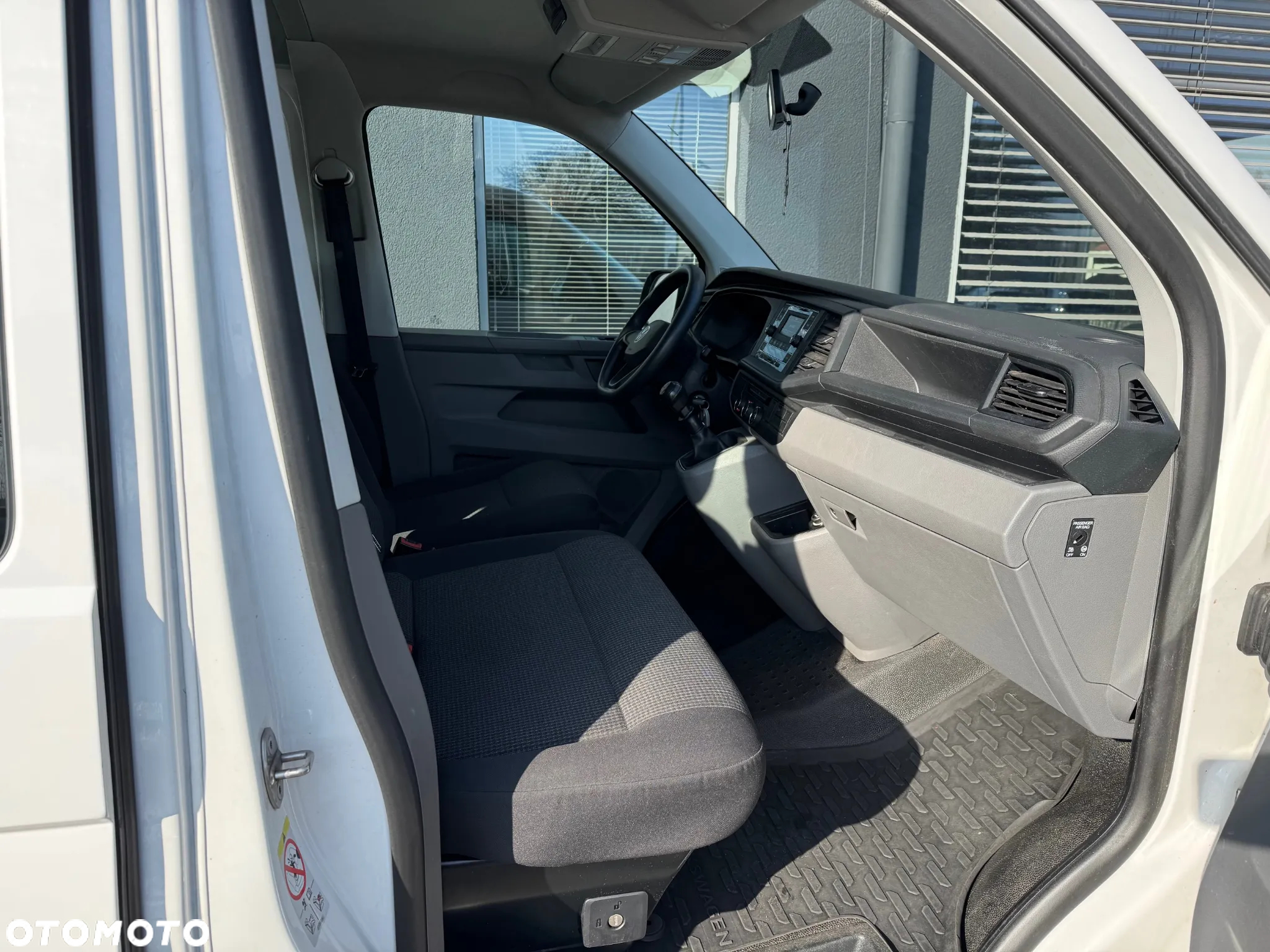 Volkswagen Transporter - 15