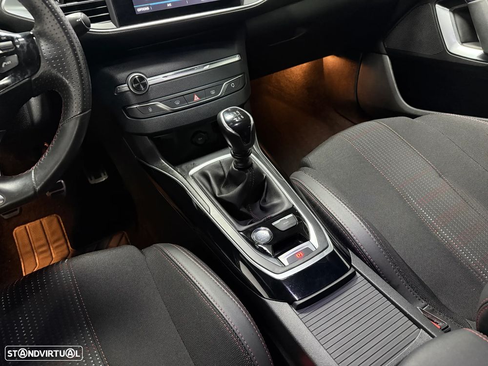Peugeot 308 PureTech 130 GPF Stop & Start GT - 15