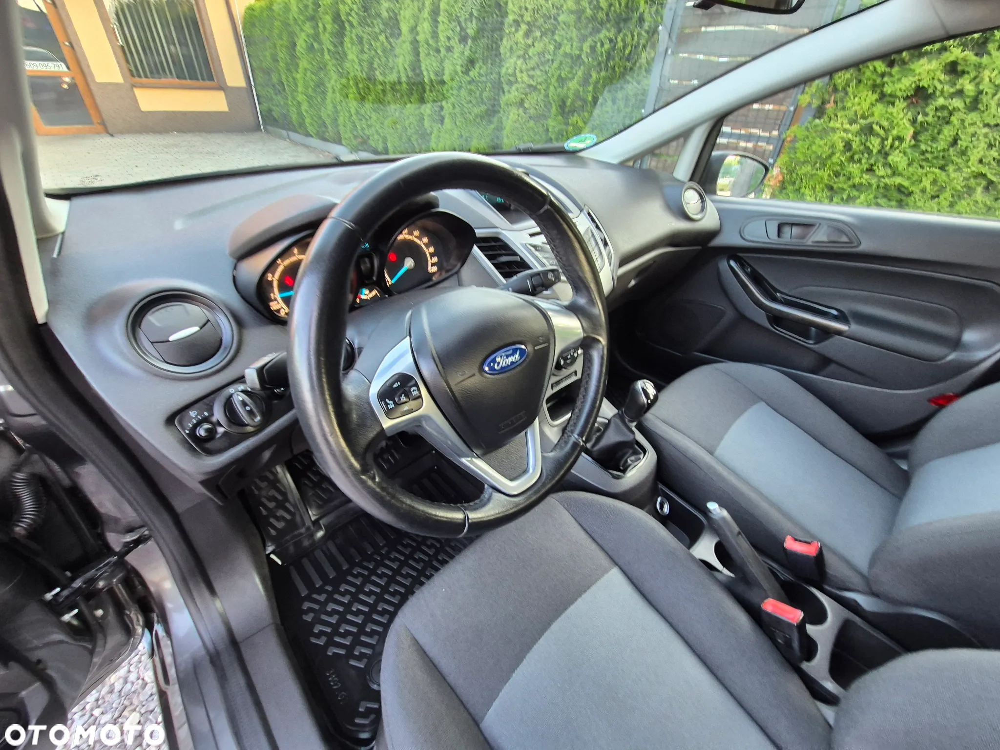 Ford Fiesta 1.25 Celebration - 11
