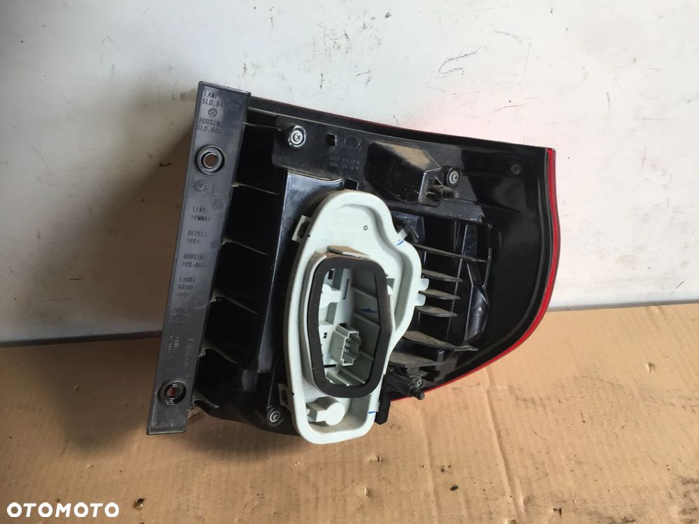 SKODA YETI 17R LAMPA LEWA TYŁ 5LD945095 - 2