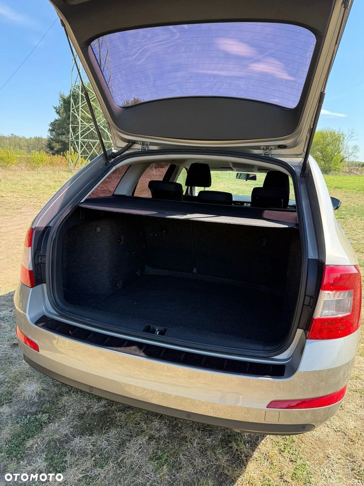 Skoda Octavia 1.4 TSI Ambition - 10