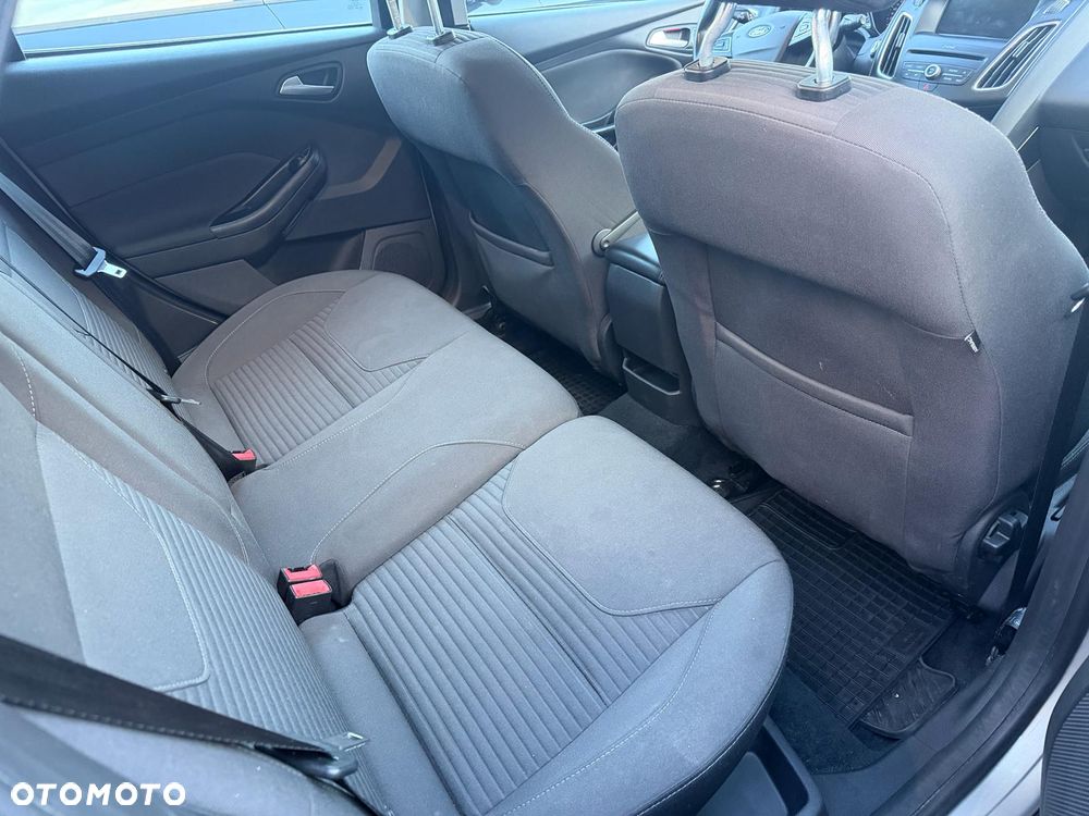 Ford Focus 1.5 EcoBoost STart-Stopp-System TITANIUM - 8