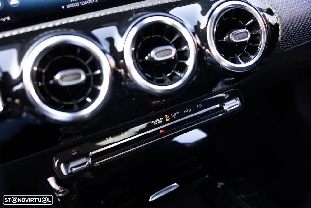 Mercedes-Benz CLA 180 d Progressive Aut. - 12