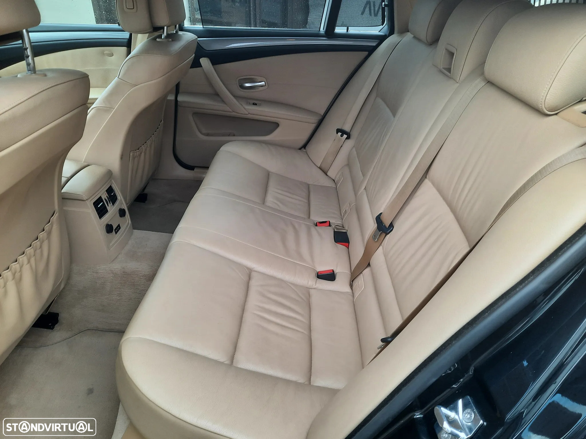 BMW 520 d Touring Executive - 22