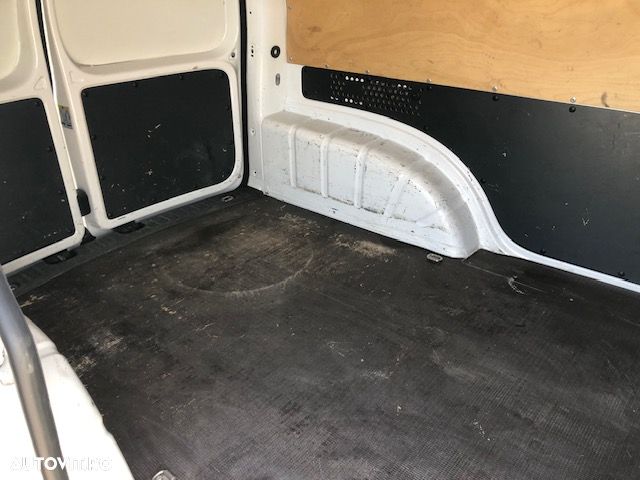 Volkswagen Caddy 2.0 TDI 55 kW - 17