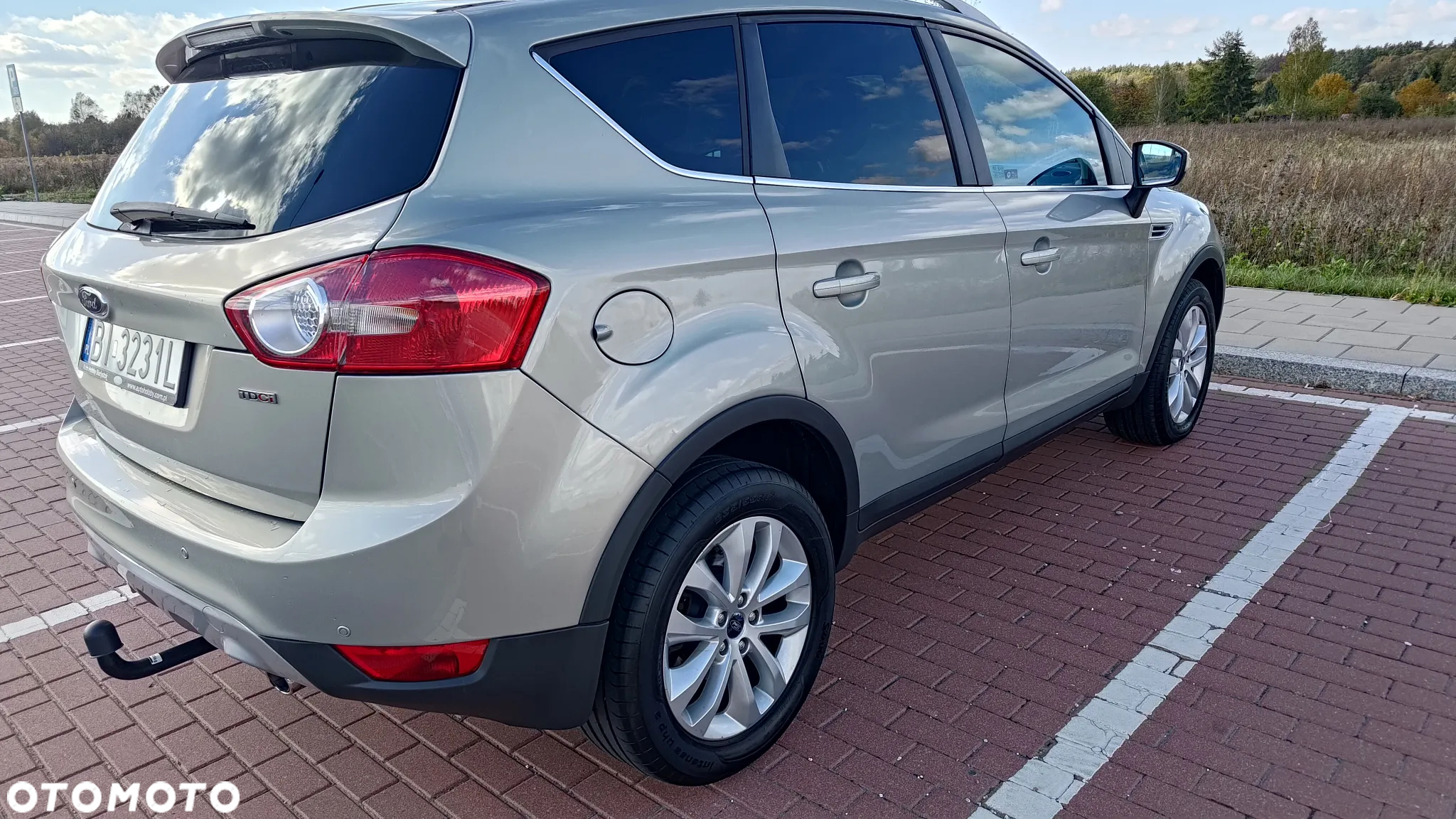 Ford Kuga 2.0 TDCi Titanium FWD - 11