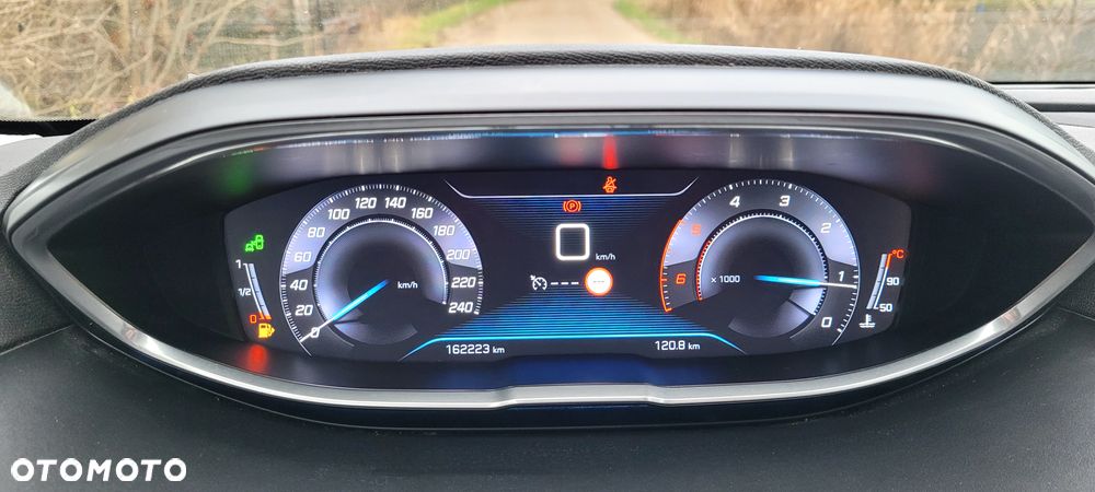 Peugeot 5008 2.0 BlueHDi Style 7os - 10