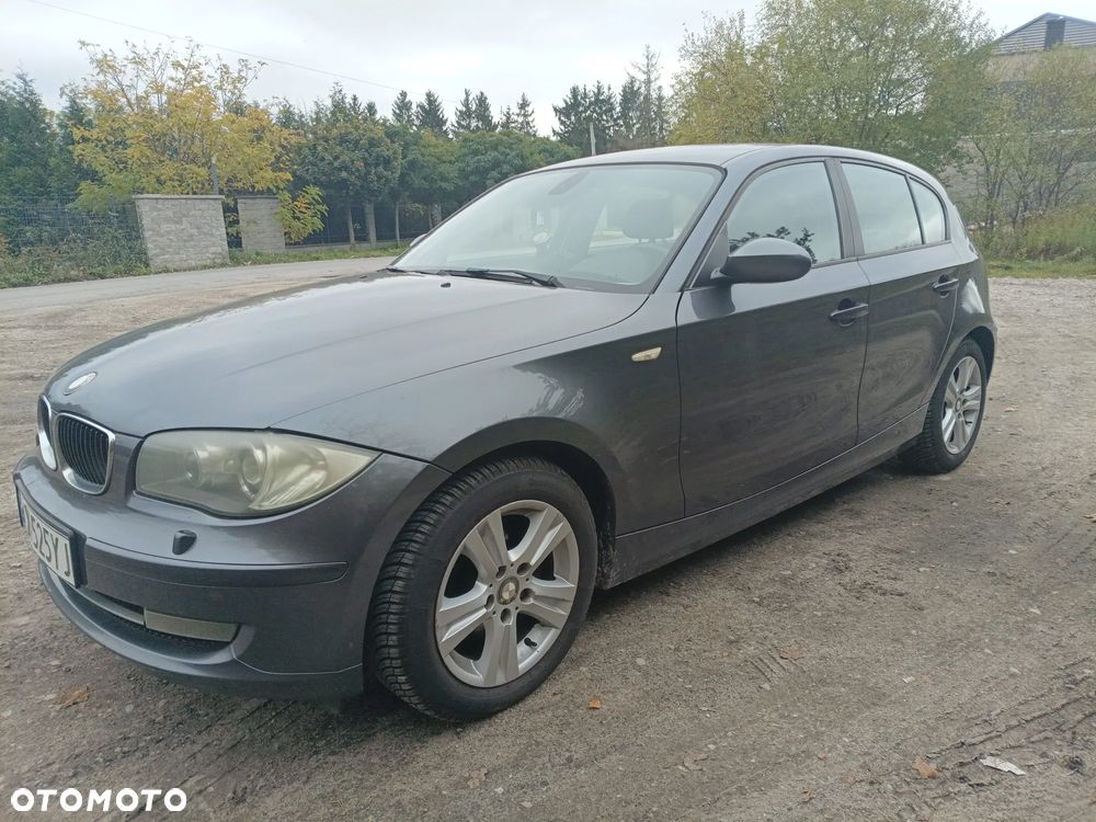 BMW Series 1 2007 photo 2