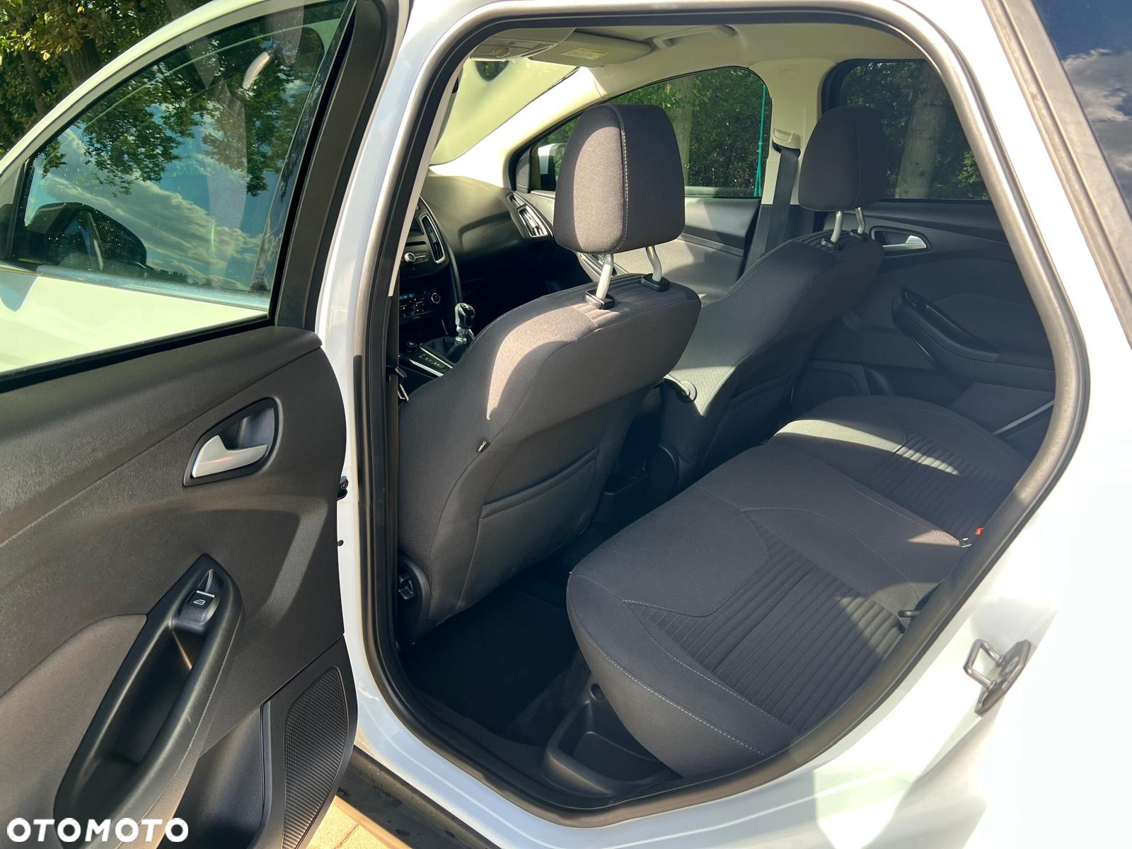 Ford Focus 1.5 EcoBoost Start-Stopp-System Titanium - 12