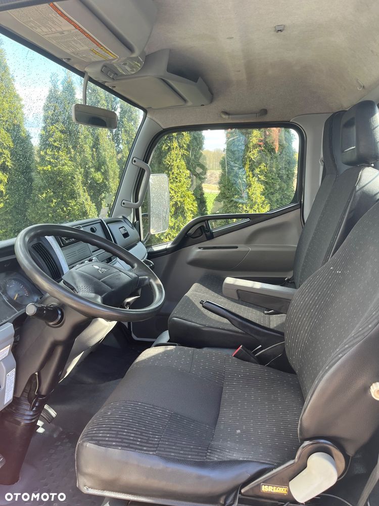 Mitsubishi Fuso Canter - 10