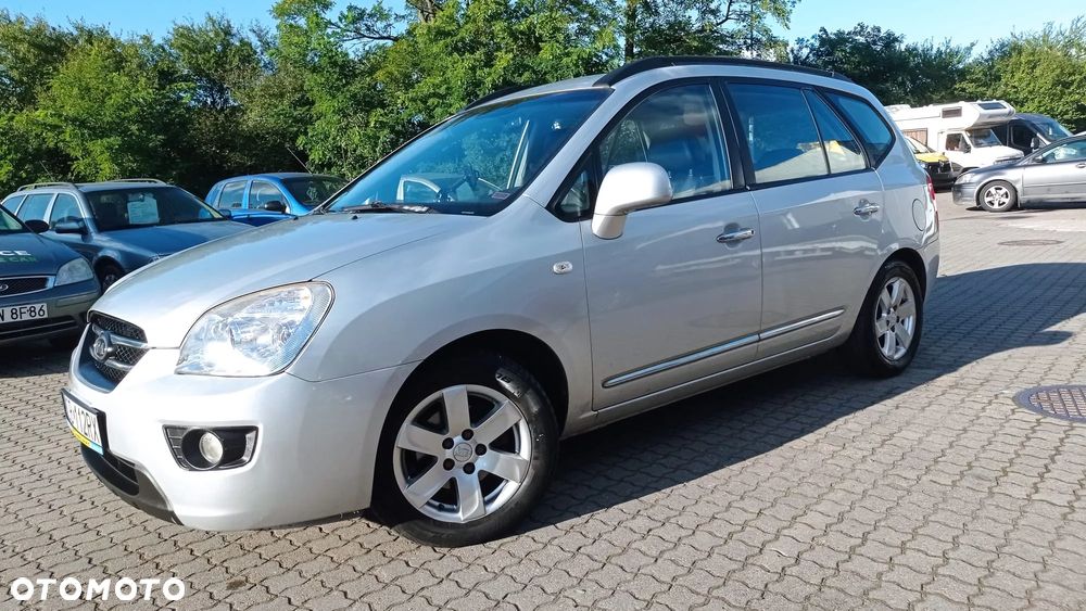 Kia Carens 2.0 EX - 6