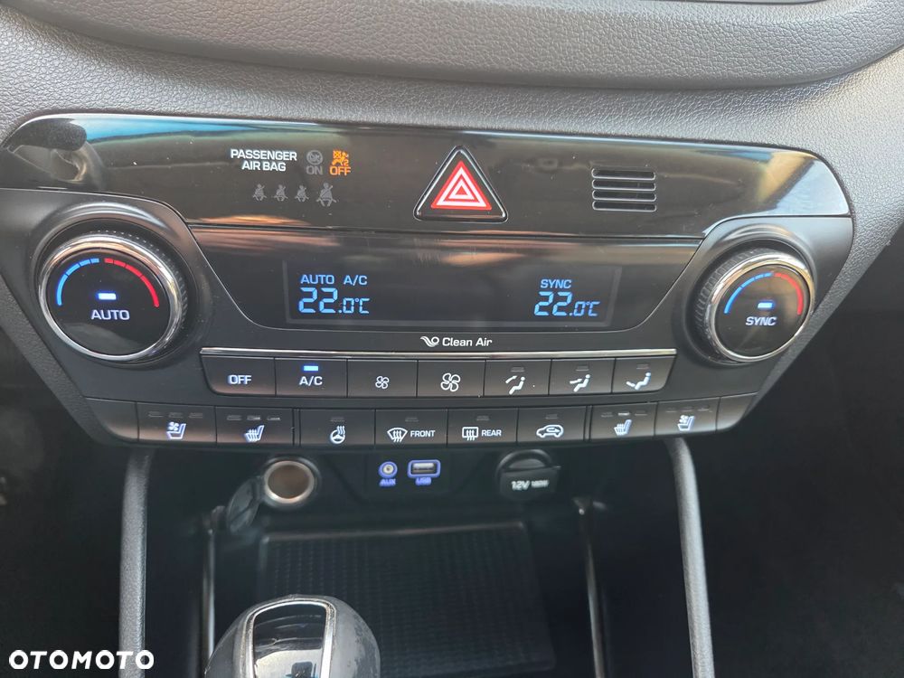 Hyundai Tucson 2.0 CRDI 4WD Automatik Premium - 33