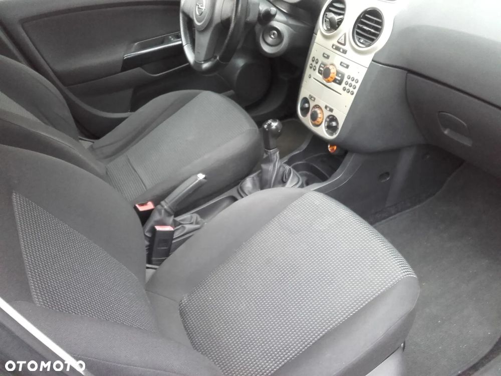 Opel Corsa - 17
