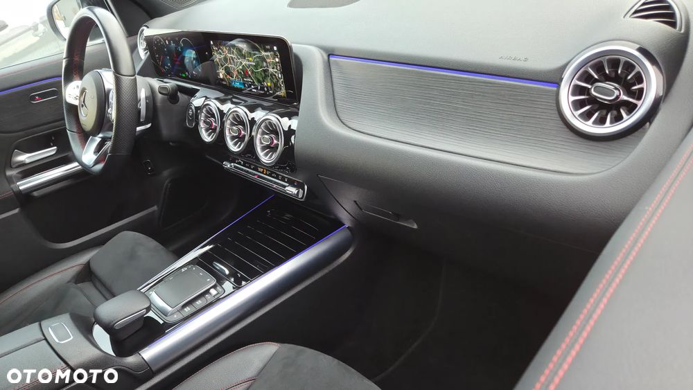 Mercedes-Benz GLA 250e AMG Line - 15