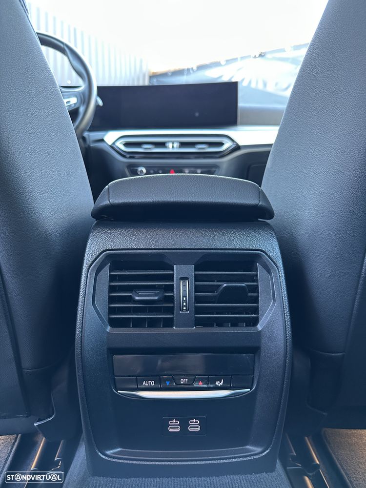 BMW i4 - 20