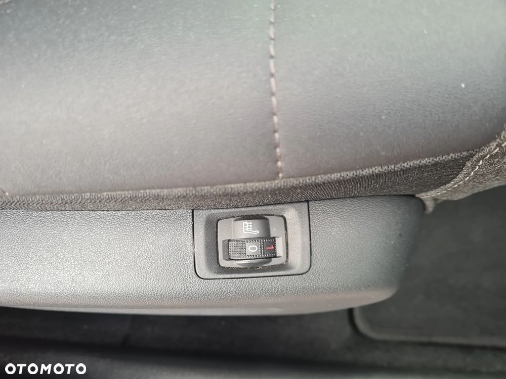 Citroën C3 Aircross 1.2 PureTech Plus S&S EAT6 - 23