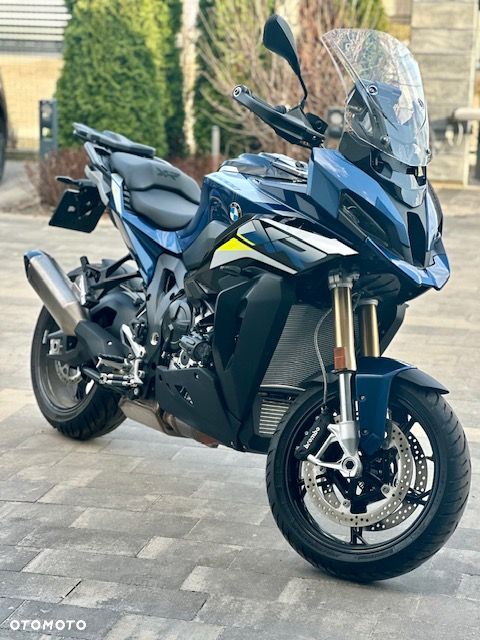 BMW XR - 3