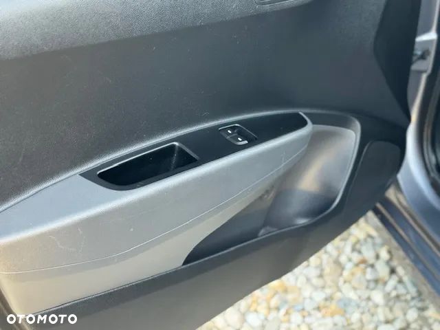 Hyundai i10 - 13