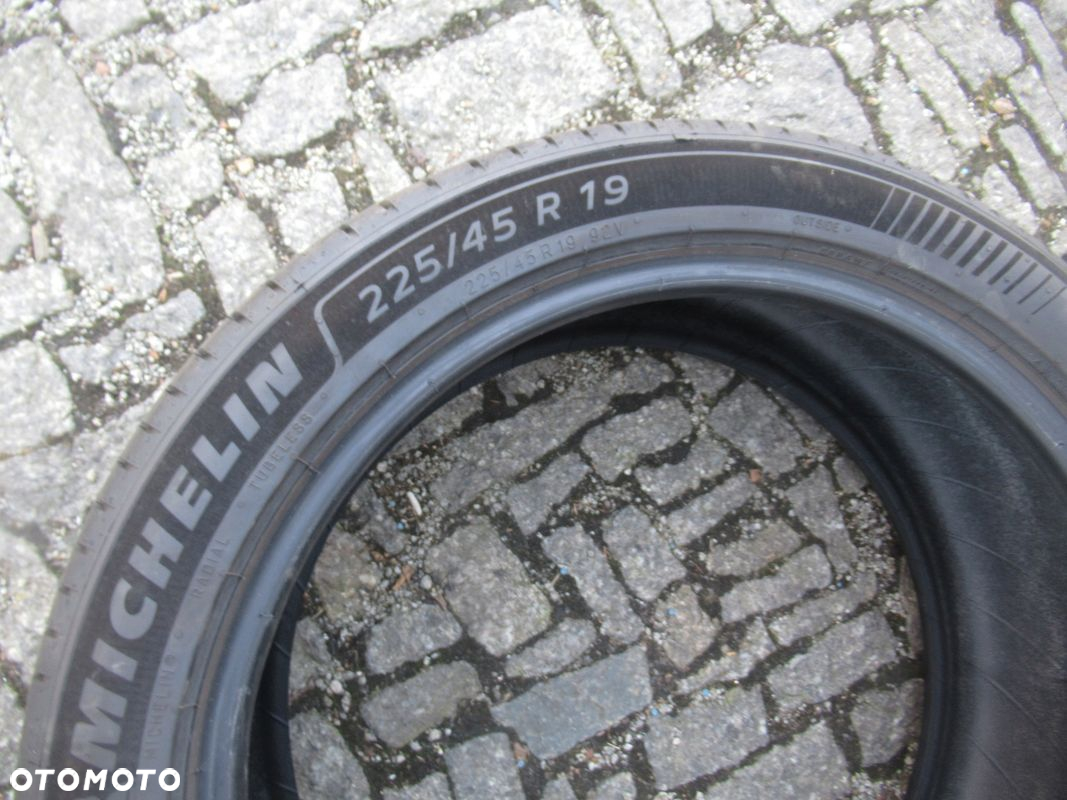 OPONY LATO 4szt MICHELIN E-PRIMACY 2 225/45R19 92V 2024r/2023r demo - 7