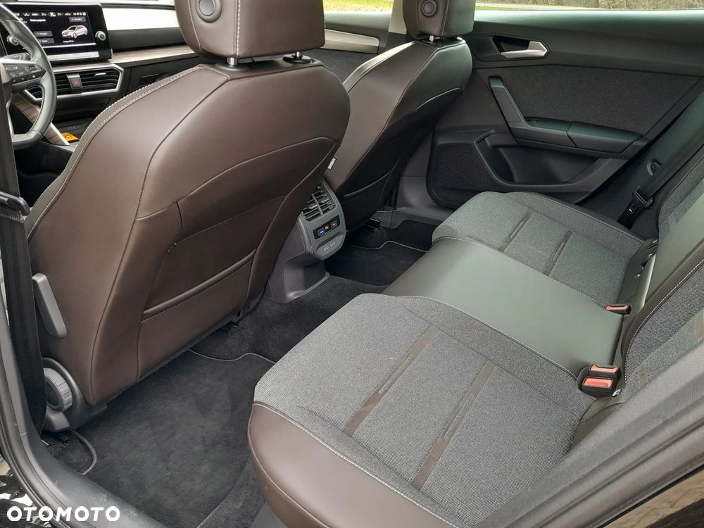 Seat Leon 1.5 eTSI Xcellence DSG - 8