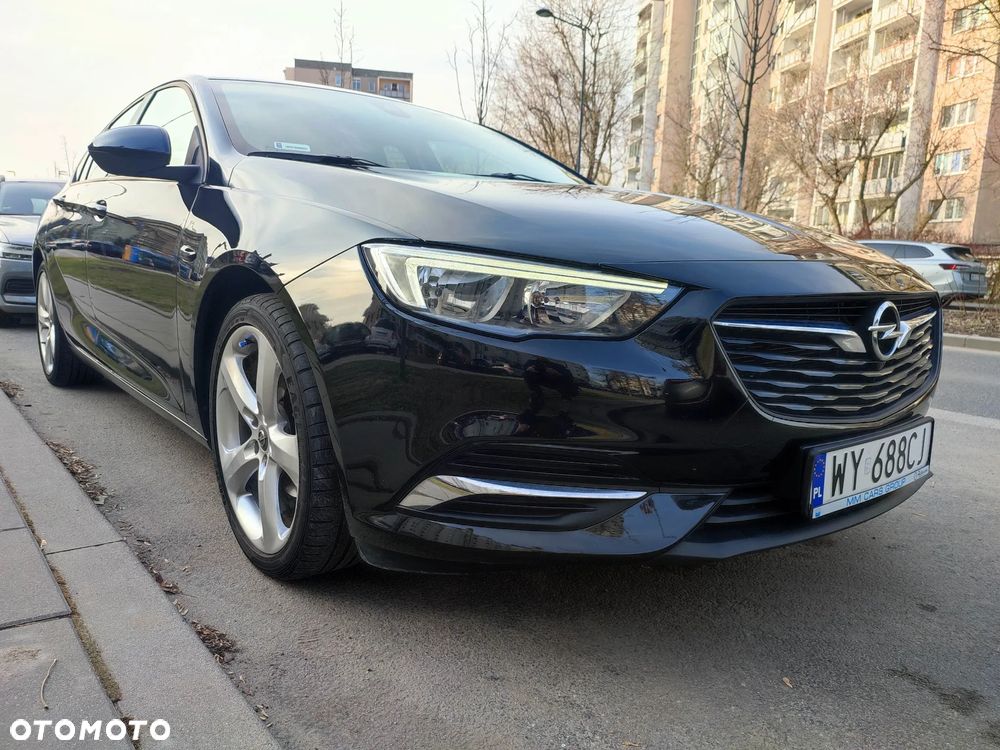 Opel Insignia 1.5 T Enjoy S&S - 9