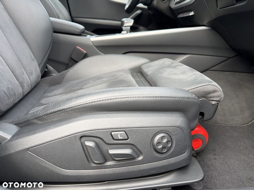 Audi A4 Limousine 35 TDI mHEV S Line S tronic - 22