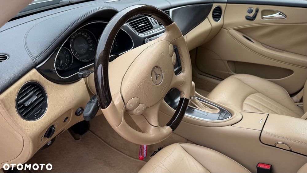 Mercedes-Benz CLS - 18