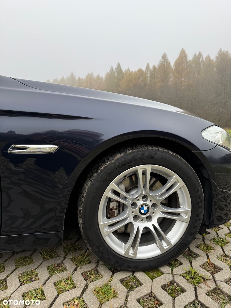 BMW Seria 5 525d xDrive Touring Sport-Aut Modern Line - 14