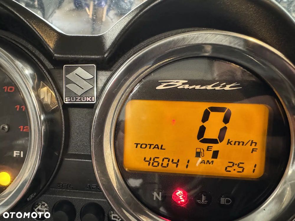 Suzuki Bandit - 33