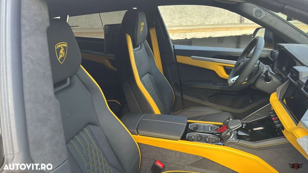 Lamborghini URUS - 6