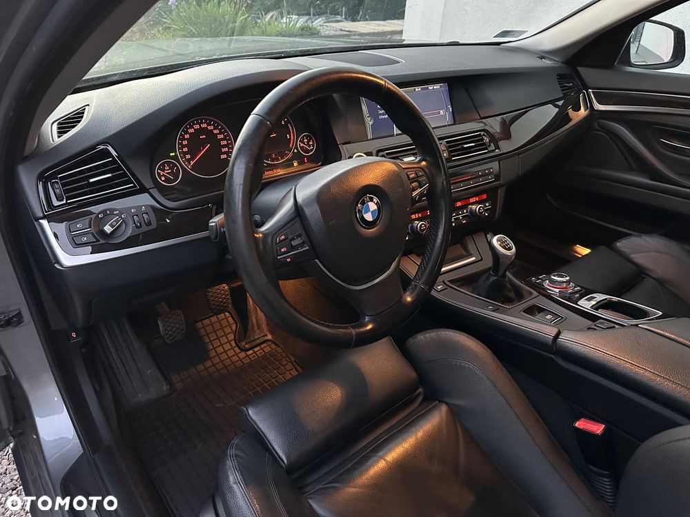 BMW Seria 5 - 10