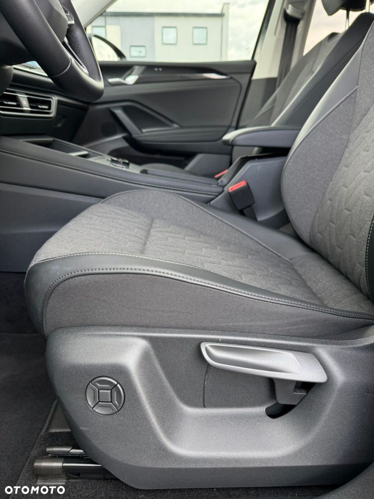 Volkswagen Tiguan 1.5 eTSI Life DSG - 12