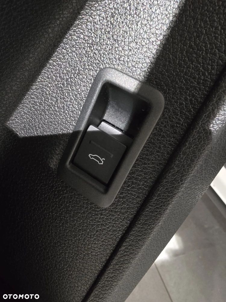 Audi Q3 35 TFSI S tronic - 13