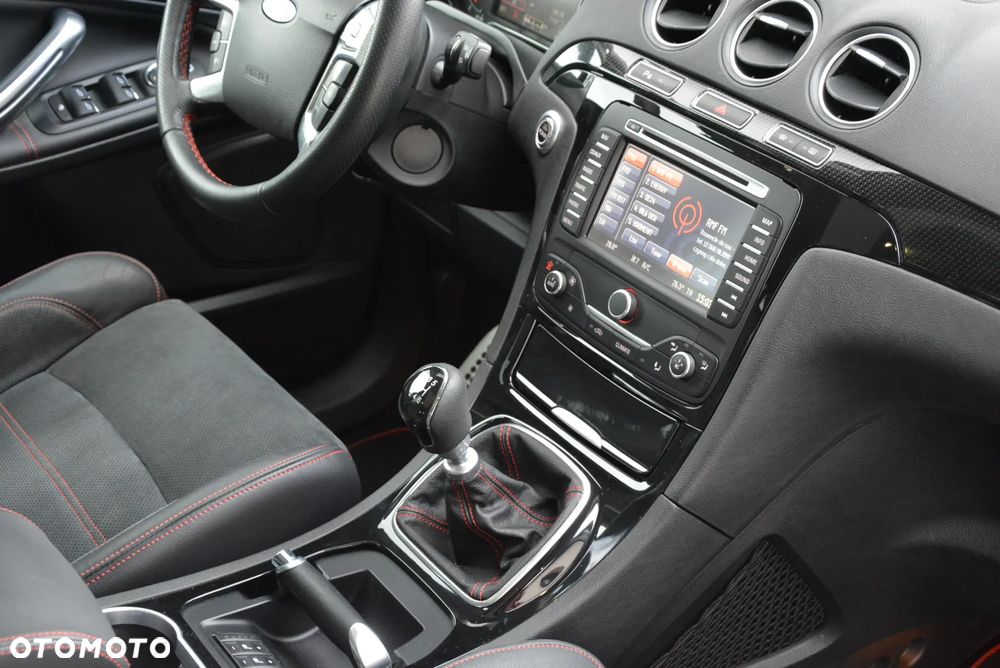 Ford S-Max 2.0 TDCi DPF Titanium X - 35