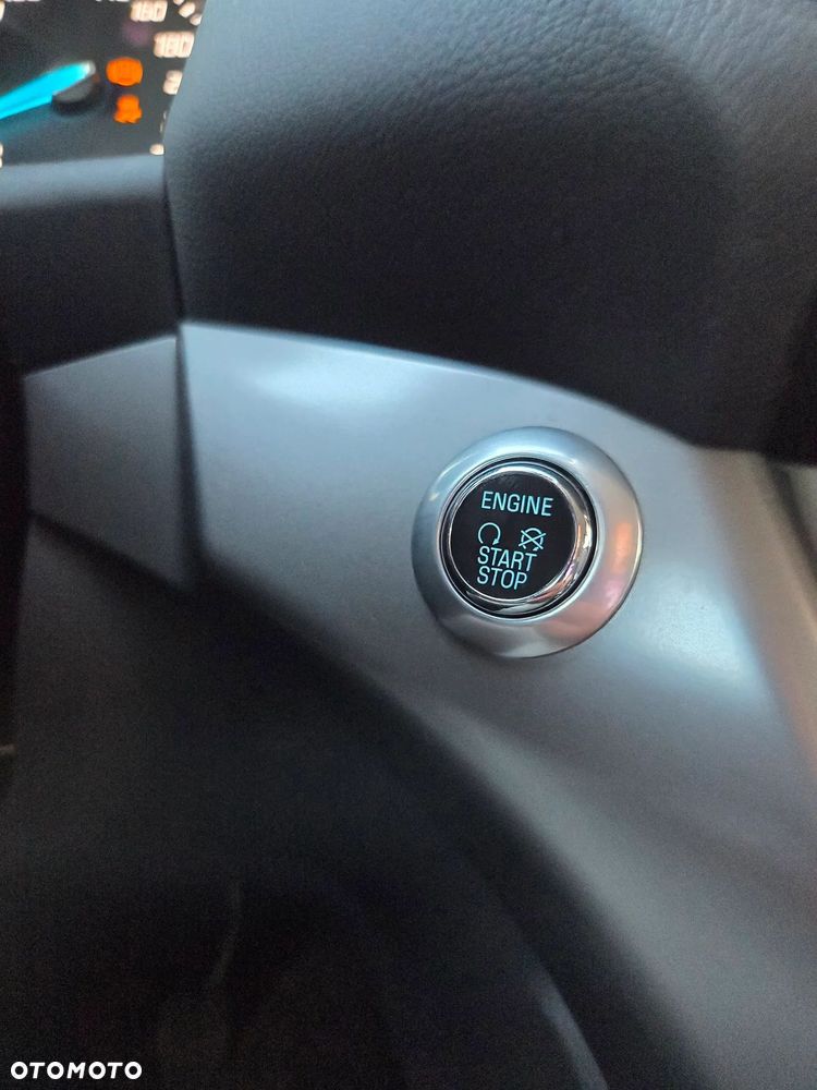 Ford Kuga - 16