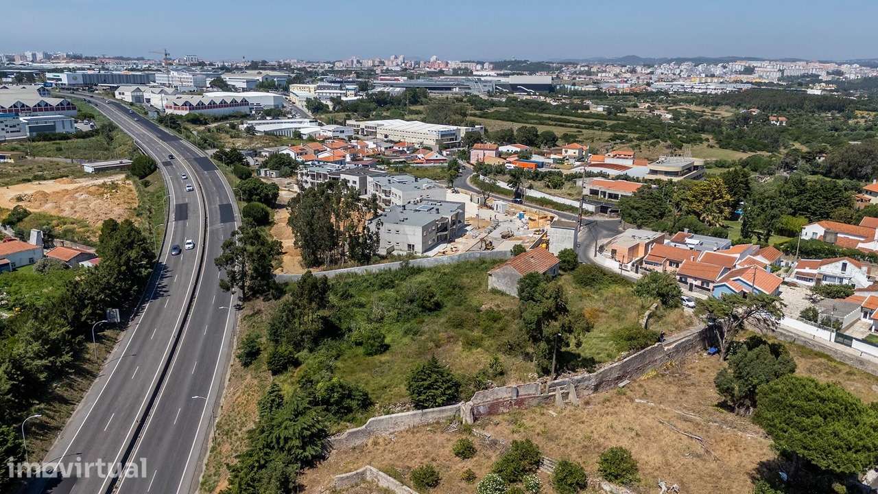 Moradia Térrea com 2703 m2 de Terreno | Albarraque - Grande imagem: 3/11