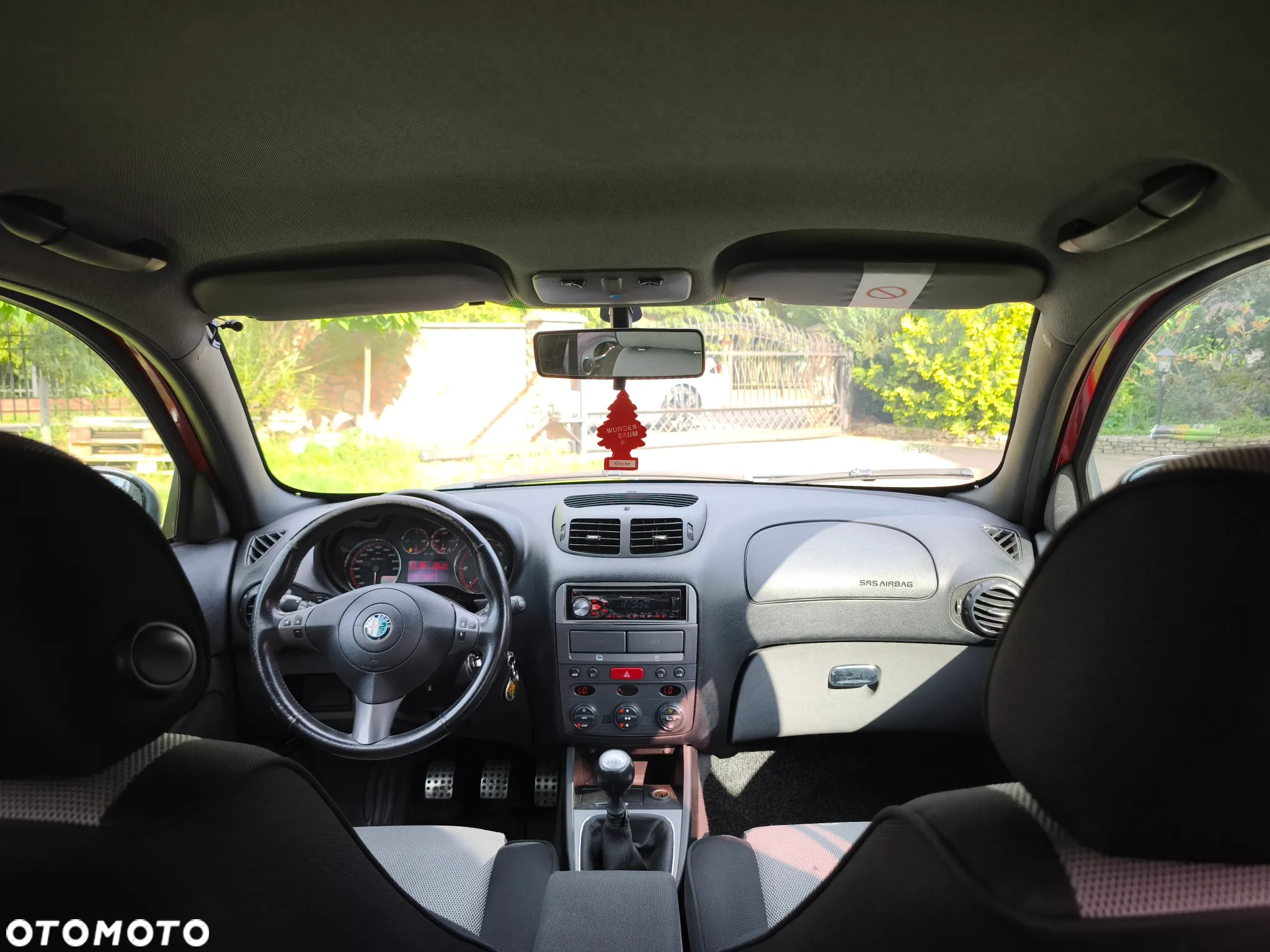 Alfa Romeo 147 1.9 JTD 16V Black Line - 12
