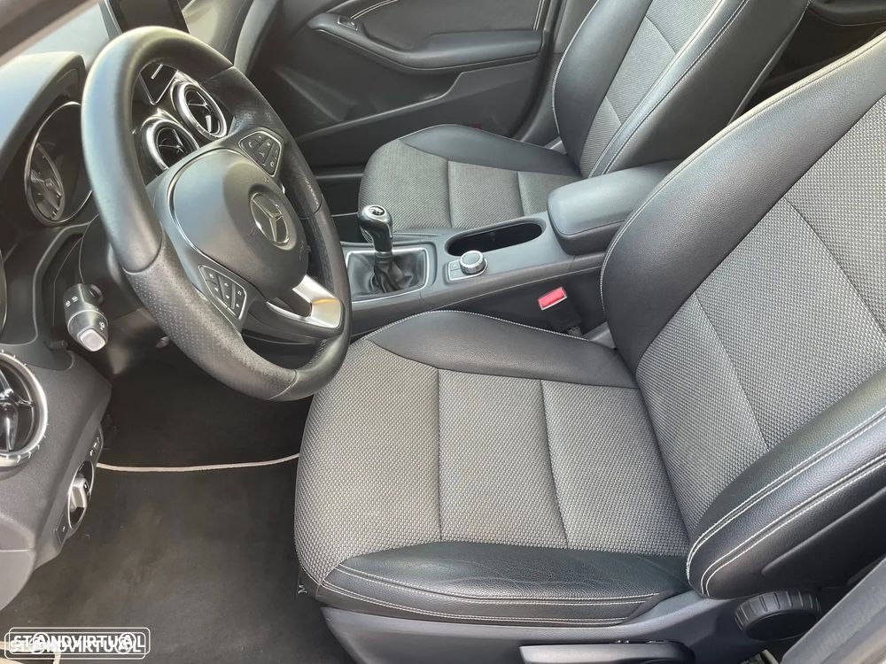 Mercedes-Benz CLA 180 CDi - 17
