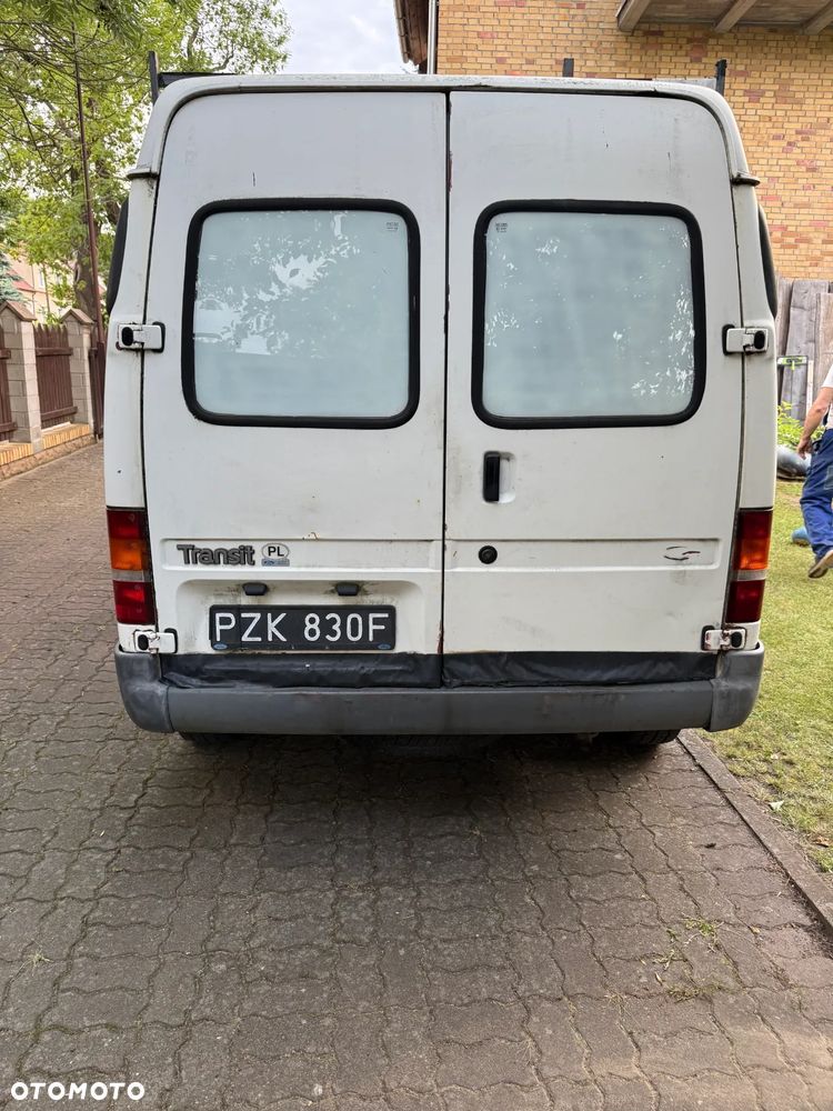 Ford Transit - 4