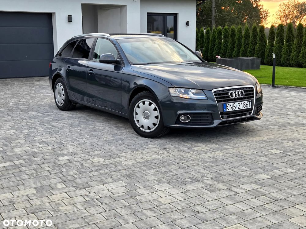Audi A4 - 4