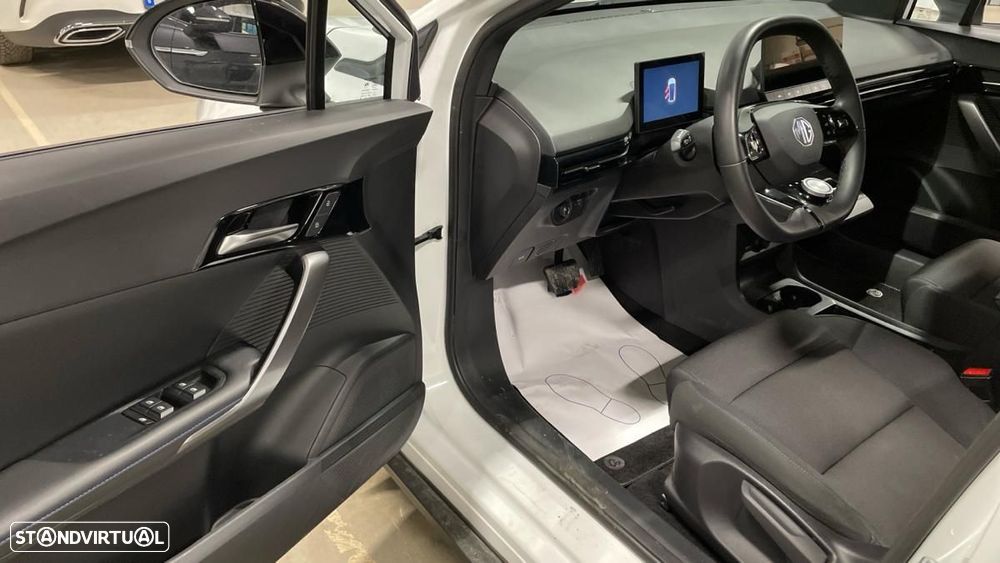 MG MG4 51 kWh Standard - 5