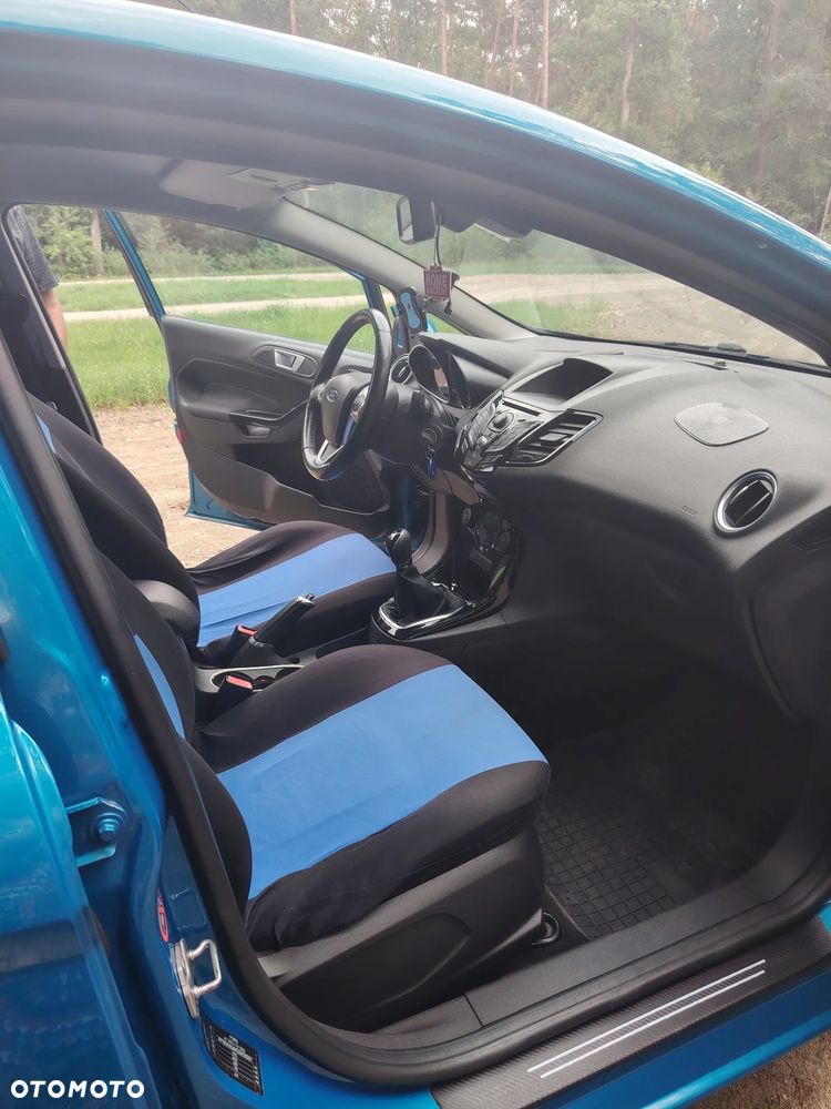 Ford Fiesta - 21