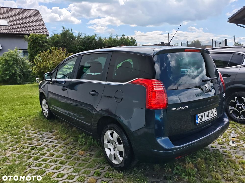 Peugeot 5008 1.6 Access - 3