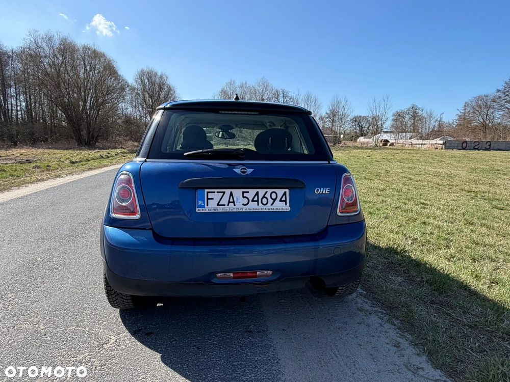 MINI ONE - 4